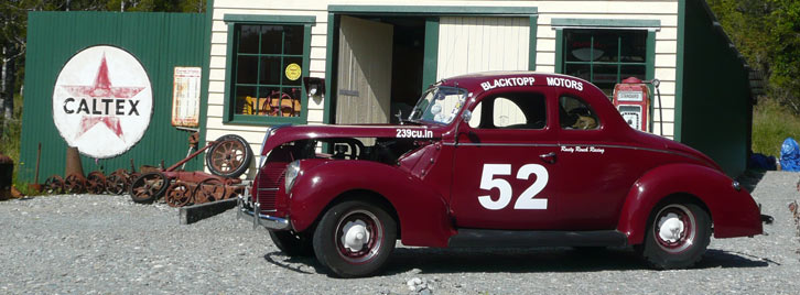Cars.  - Vintage (Taupo / Tongariro)